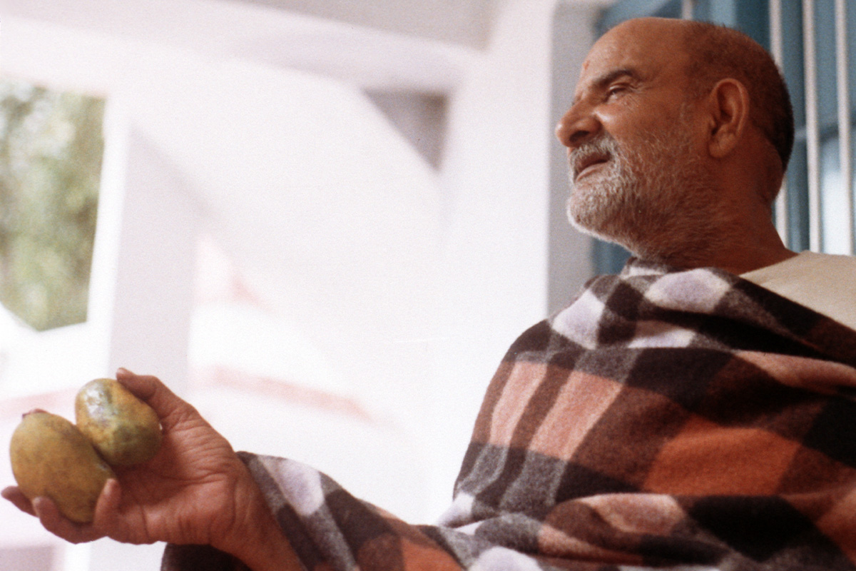 Ram Dass on Maharaj-ji's death and the pure relationship they shared