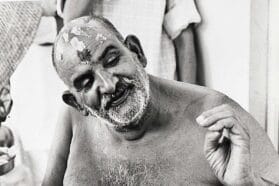 neem karoli baba looking down